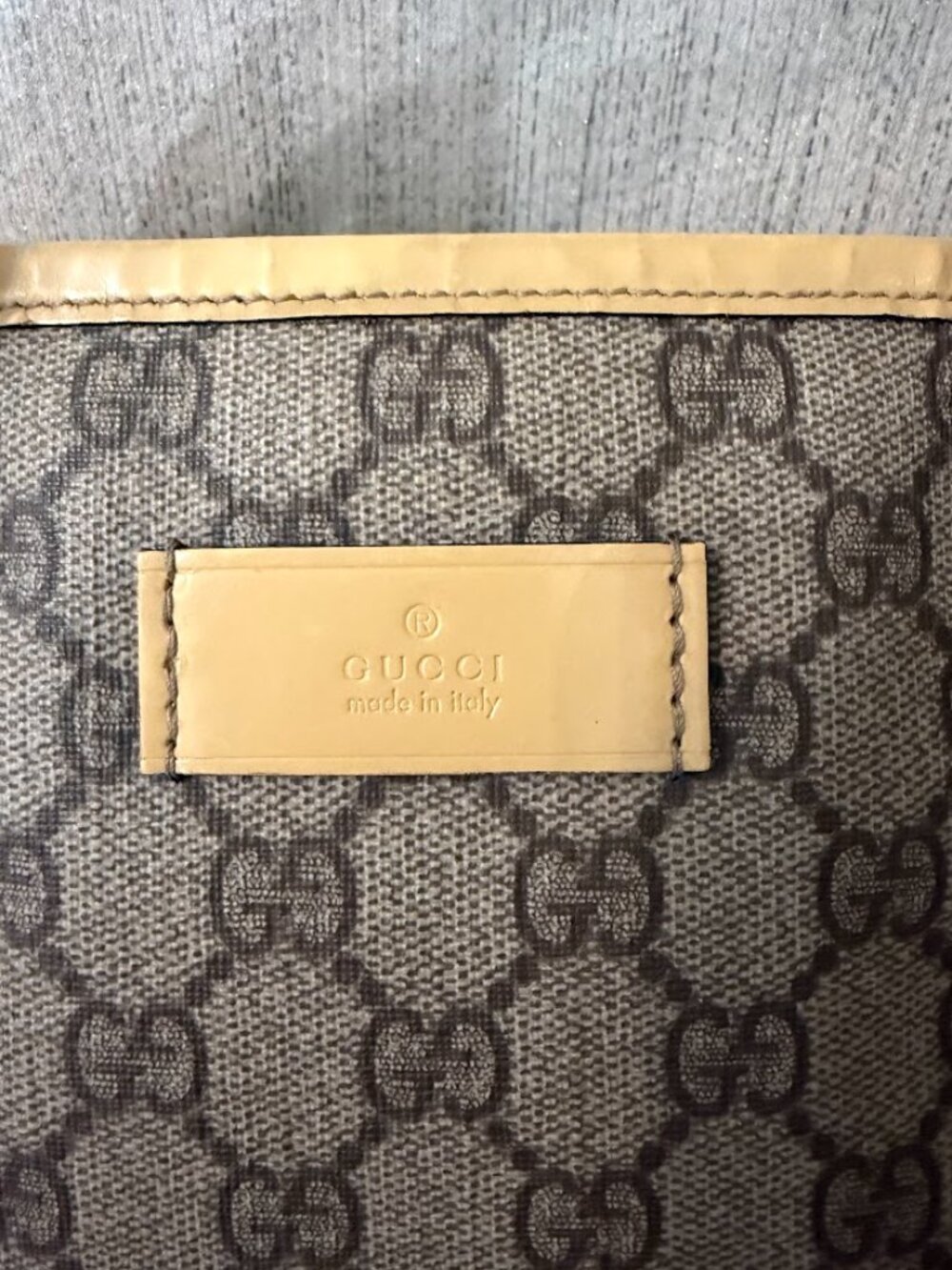 Authentic Gucci GG Canvas Large Tote Bag Beige Monogram Leather Made in Italy - Picture 5 of 16